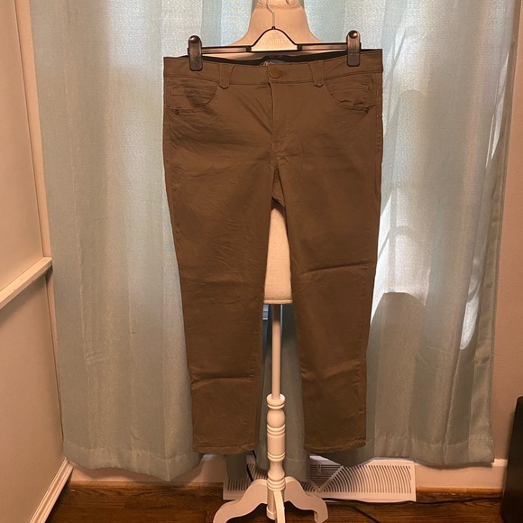 Democracy Brown Jeans Size 6 